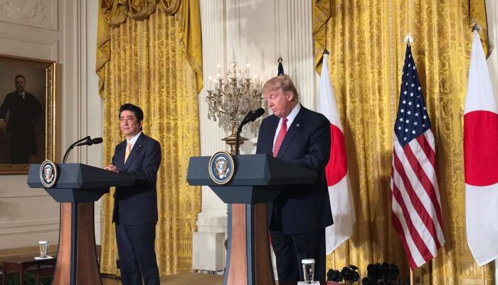 donald-trump-shinzo-abe-joint-press-conference-at-white-house-0e0243-1024